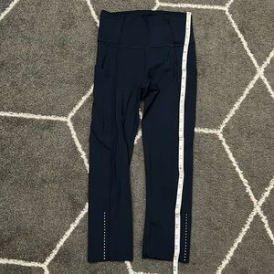 Fast and Free high-rise crop 19” inseam (mid-calf) in Navy Blue